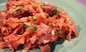 Тушёная квашеная капуста с мясом