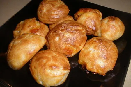 Гужер (gougères) - французские заварные сырные шарики