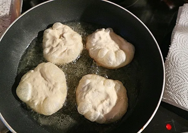 Постные пирожки с сухими дрожжами