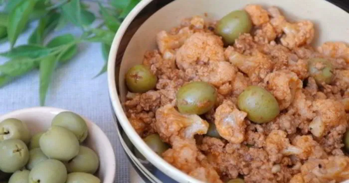 Цветная капуста с мясным фаршем