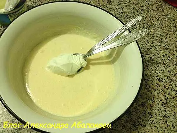 Песочное тесто из сметаны.